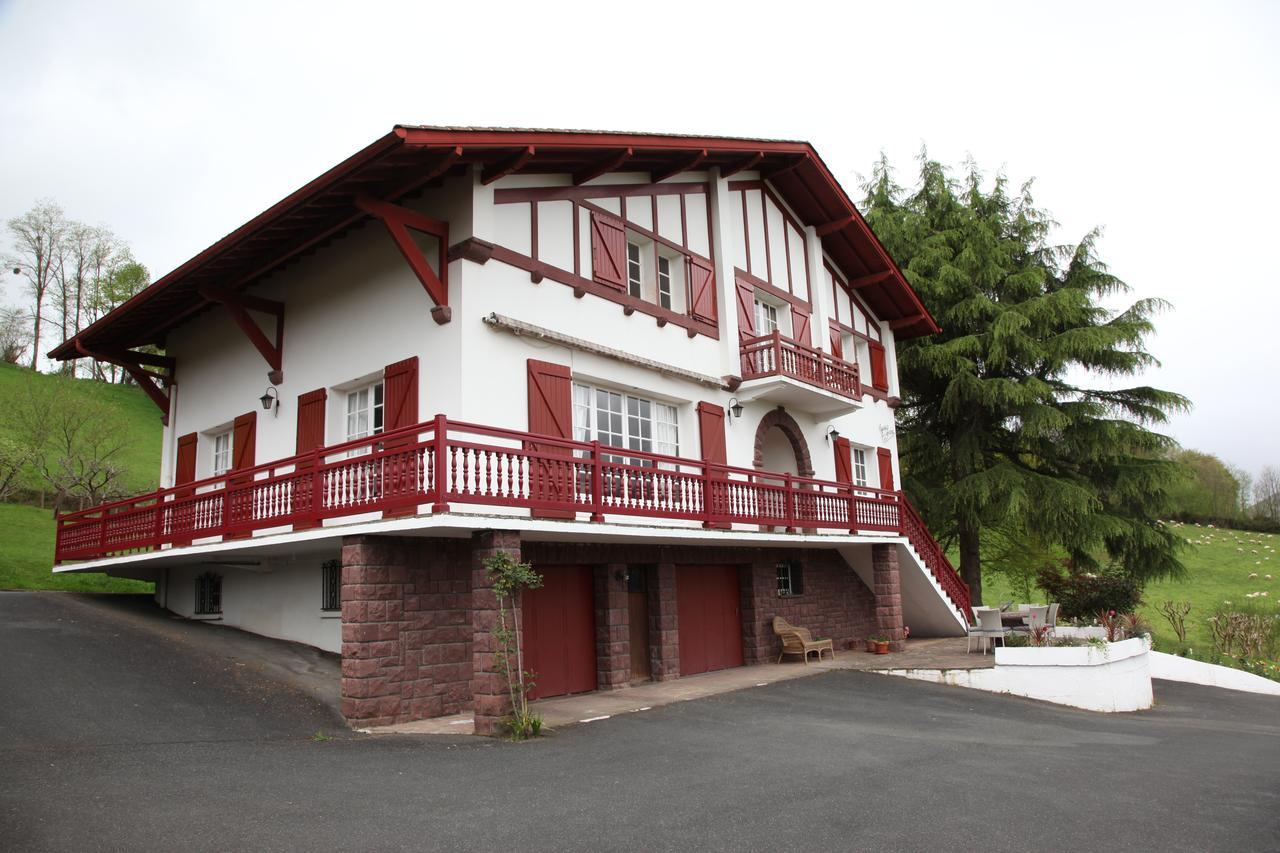 Gure Lana Bed & Breakfast Saint-Jean-Pied-de-Port Eksteriør bilde
